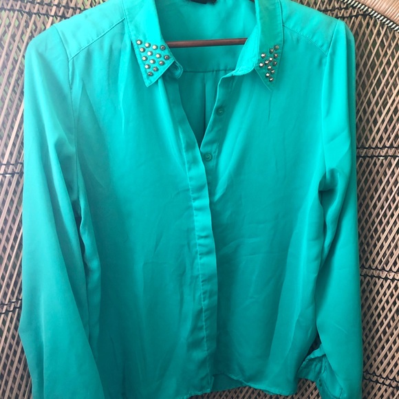 Studded green blouse - Picture 1 of 5